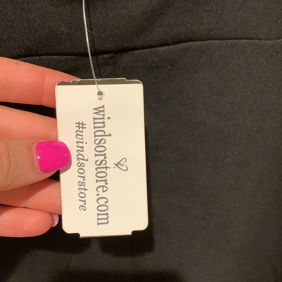 Dress - Picture 3 of 4